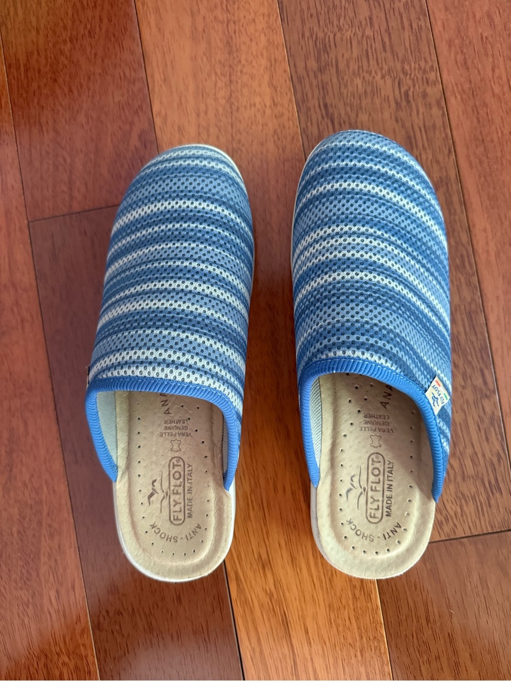 Fly Flot Women's slip on clogs Size 39